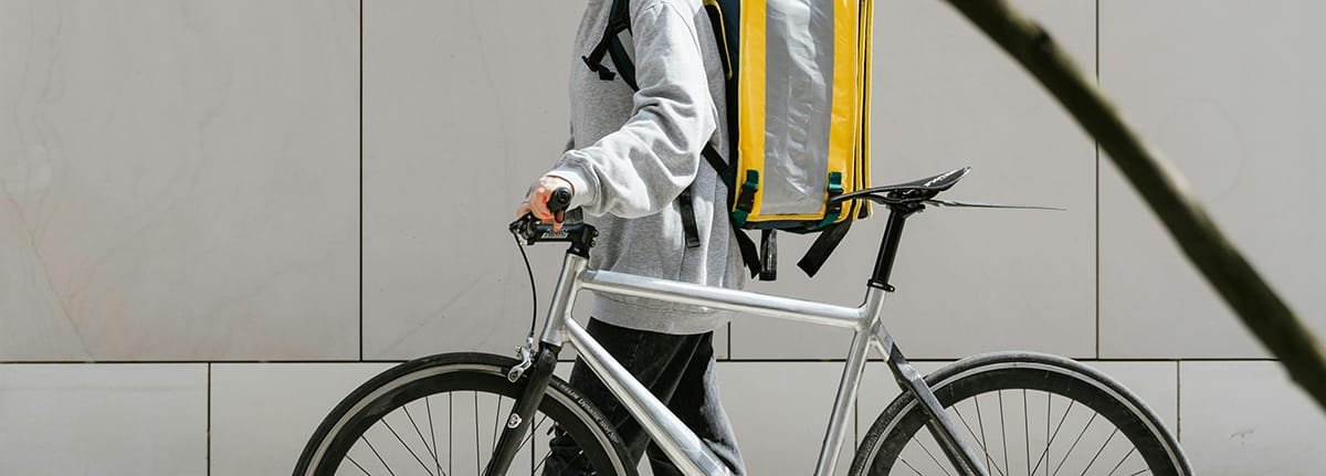 Online-Food-delivery-service---Social-Media-Report---Pulse-Advertising---Mobile